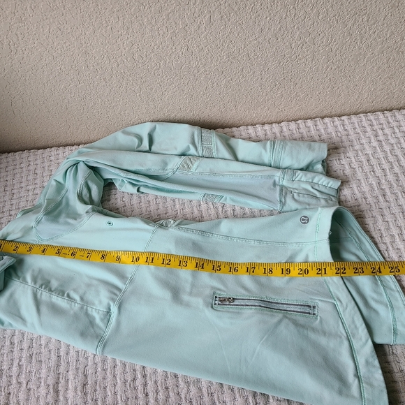 #29 Lululemon Run Reflect Pullover Mint Moment Women's Size 6 - Picture 10 of 12